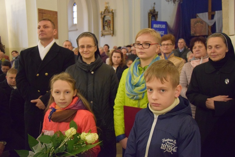 Powitanie ikony MB Częstochowskiej w parafii św. Wawrzyńca w Kutnie