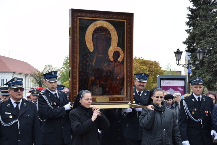 Powitanie ikony MB Częstochowskiej w parafii św. Wawrzyńca w Kutnie