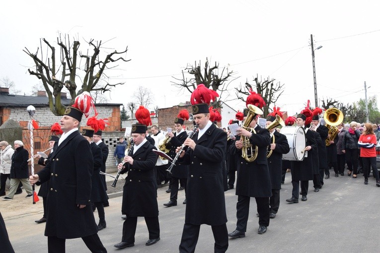 Powitanie ikony MB Częstochowskiej w parafii św. Wawrzyńca w Kutnie