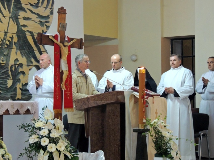 Powitanie ikony MB Częstochowskiej w parafii św. Jana Chrzciciela w Kutnie