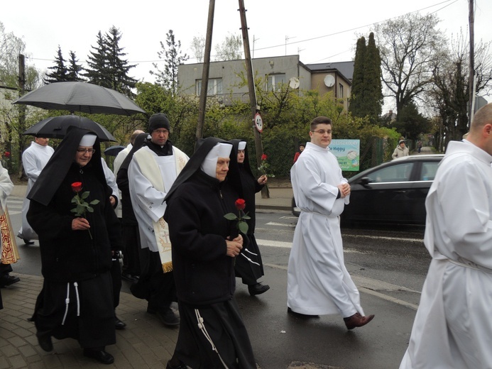 Powitanie ikony MB Częstochowskiej w parafii św. Jana Chrzciciela w Kutnie