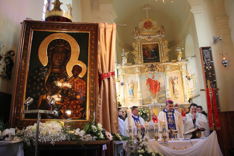 Powitanie ikony MB Częstochowskiej w Głogowcu