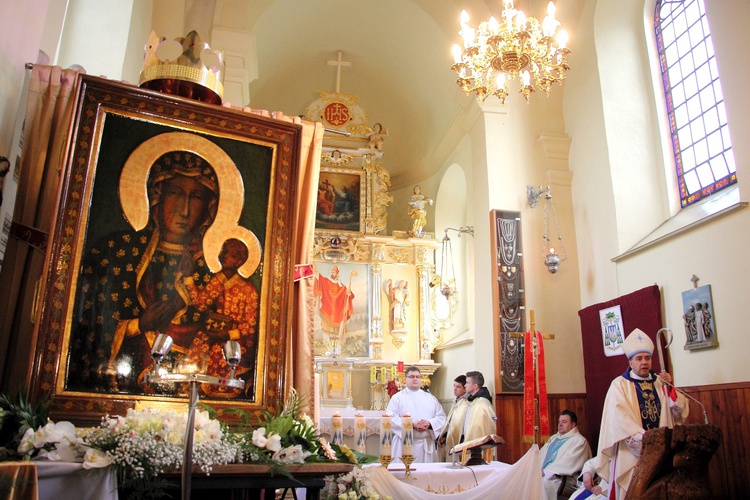 Powitanie ikony MB Częstochowskiej w Głogowcu