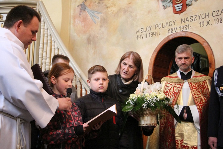 Powitanie ikony MB Częstochowskiej w Głogowcu