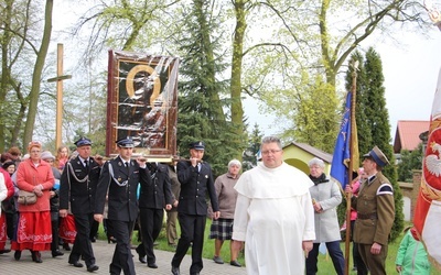 Powitanie ikony MB Częstochowskiej w Głogowcu