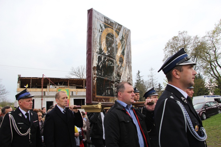 Powitanie ikony MB Częstochowskiej w Głogowcu