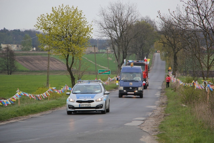 Powitanie ikony MB Częstochowskiej w Głogowcu