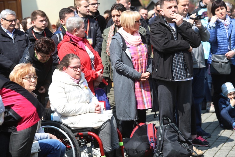 Msza św. na rozpoczęcie 5. pielgrzymki do Łagiewnik