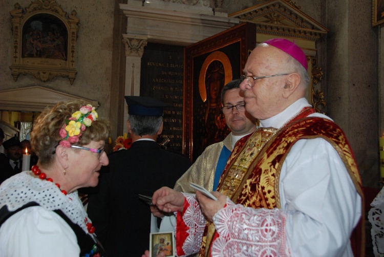 Powitanie ikony MB Częstochowskiej w Łaniętach