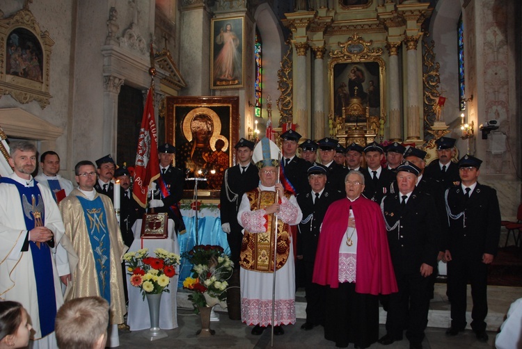 Powitanie ikony MB Częstochowskiej w Łaniętach