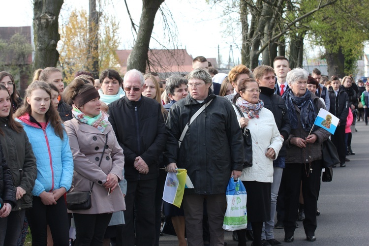 Powitanie ikony MB Częstochowskiej w Łaniętach