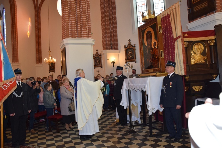 Powitanie ikony MB Częstochowskiej w Strzelcach