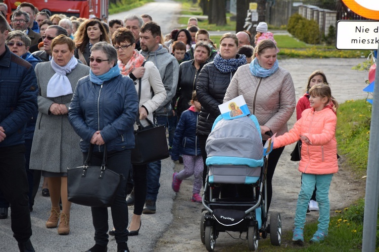 Powitanie ikony MB Częstochowskiej w Strzelcach