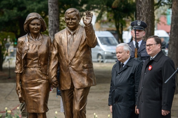 J. Kaczyński: Lechowi Kaczyńskiemu należą się pomniki