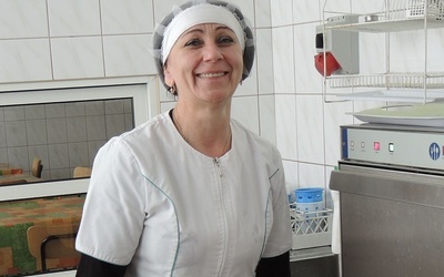 Irena Byrska - szefowa kuchni w Wieprzu, która wie, jak gotować dla niemal 2 tys. osób!