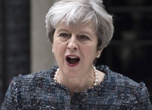 Premier May oskarża liderów UE o ingerencję w brytyjskie wybory