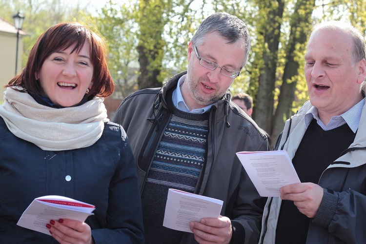 Koszalińskie śpiewanie pieśni patriotycznych