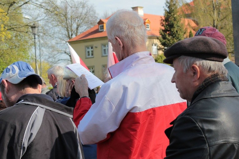 Koszalińskie śpiewanie pieśni patriotycznych