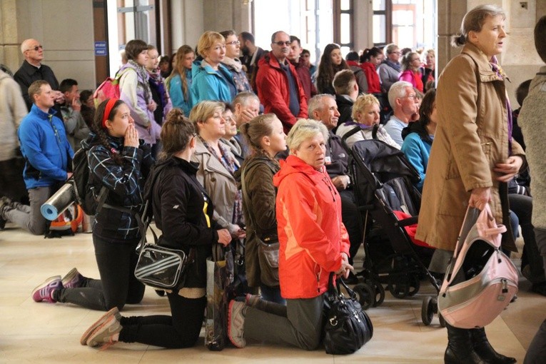 Pielgrzymi w Centrum Jana Pawła II 2017 (2)