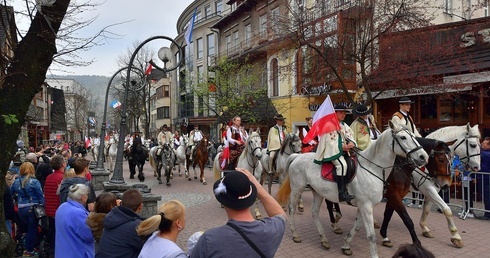 Banderia konna na Święto Konstytucji
