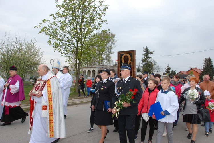 Powitanie ikony MB Częstochowskiej w Nowem