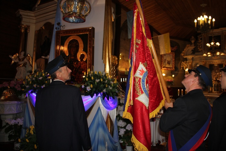 Powitanie ikony MB Częstochowskiej w Nowem