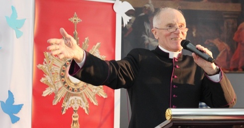 O kawie z proboszczem i piszczałce w organach