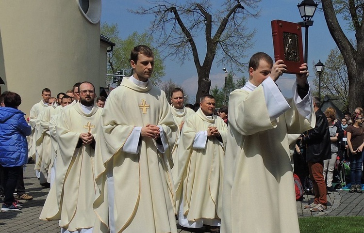 Od Hałcnowa po Łagiewniki - dali świadectwo