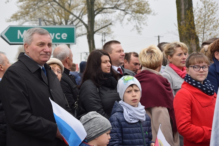 Powitanie ikony MB Częstochowskiej w Miłonicach