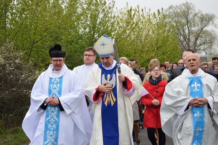 Powitanie ikony MB Częstochowskiej w Miłonicach