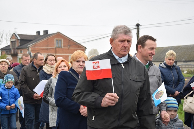 Powitanie ikony MB Częstochowskiej w Miłonicach