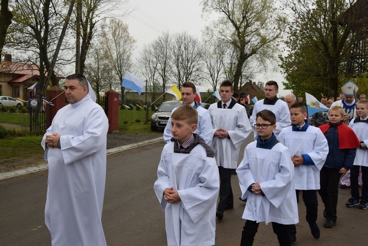 Powitanie ikony MB Częstochowskiej w Miłonicach