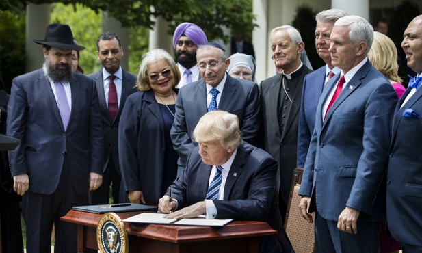 Akt Trumpa ws. wolności religijnej – dobry, ale...