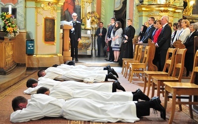 Zapraszamy na święcenia diakonatu. To niezwykłe przeżycie duchowe być uczestnikiem takiej liturgii