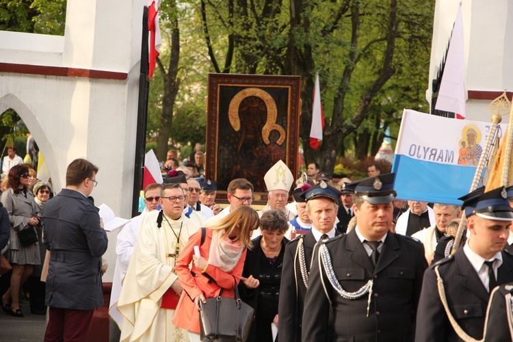 Powitanie ikony MB Częstochowskiej w Krośniewicach