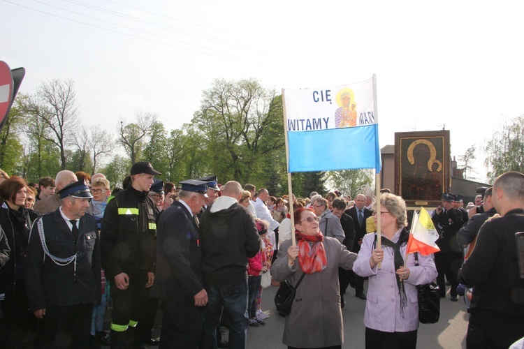 Powitanie ikony MB Częstochowskiej w Krośniewicach