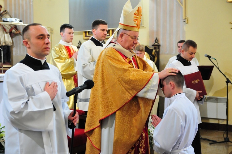 Święcenia diakonatu w parafii Turobin