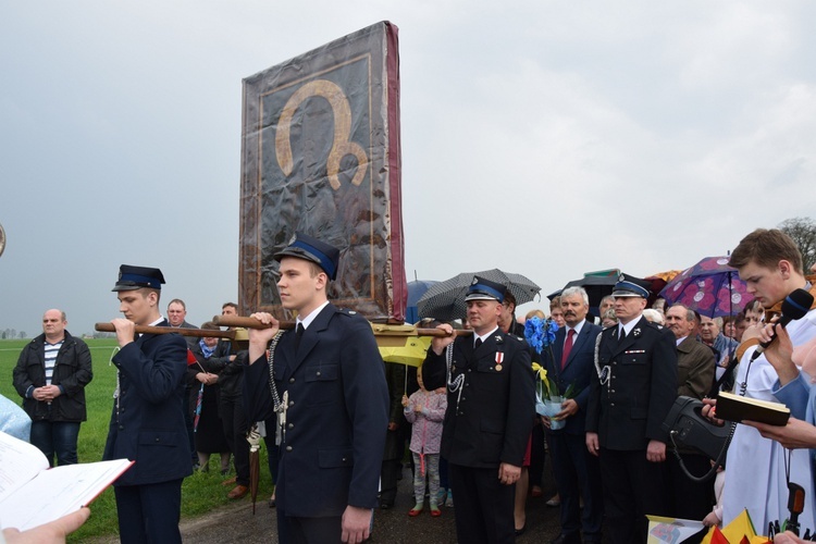 Powitanie ikony MB Częstochowskiej w Imielnie