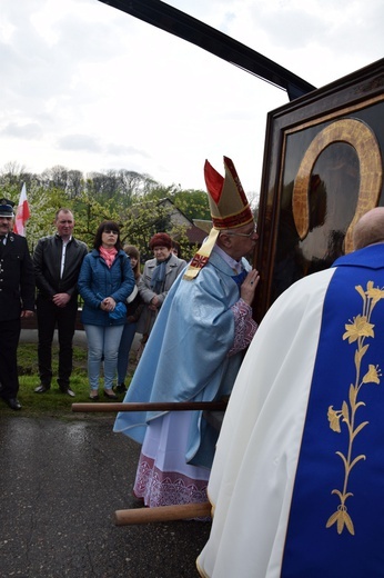 Powitanie ikony MB Częstochowskiej w Imielnie