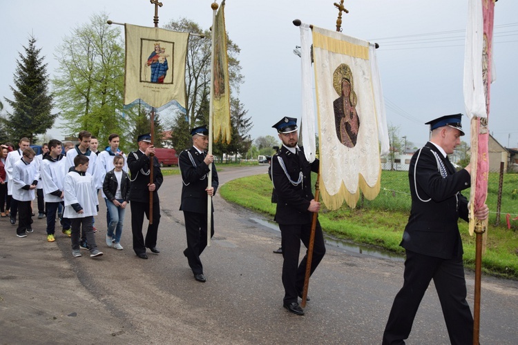 Powitanie ikony MB Częstochowskiej w Imielnie