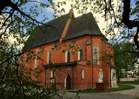 Kościół w Piotrawinie noszący dwa wezwania św. Stanisława bp oraz św. Tomasza Apostoła jest najstarszym kościołem w naszej diecezji