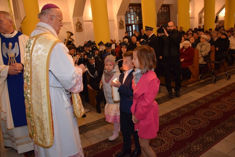 Powitanie ikony MB Częstochowskiej w Ostrowach