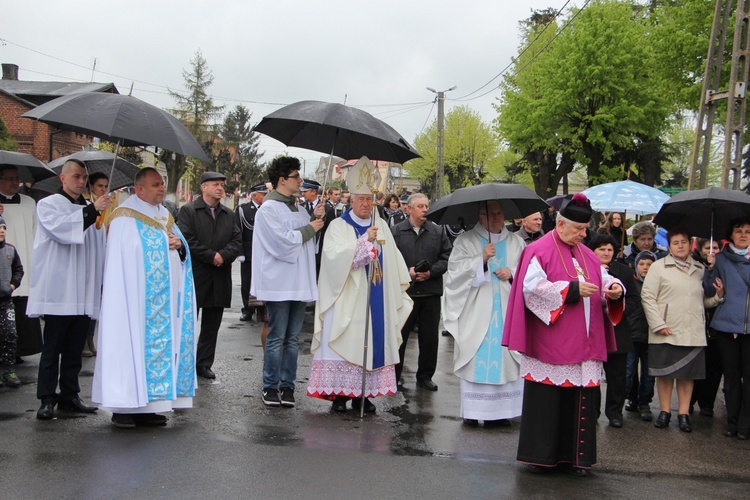 Powitanie ikony MB Częstochowskiej w Dąbrowicach