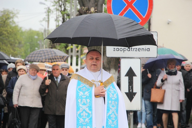 Powitanie ikony MB Częstochowskiej w Dąbrowicach