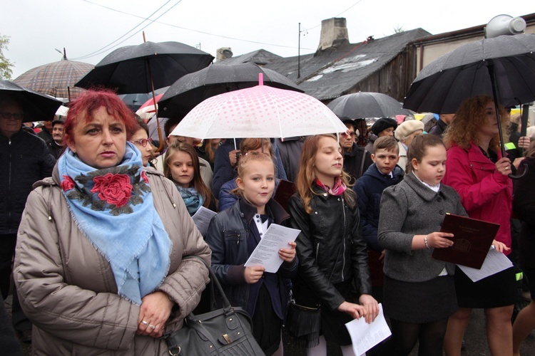 Powitanie ikony MB Częstochowskiej w Dąbrowicach