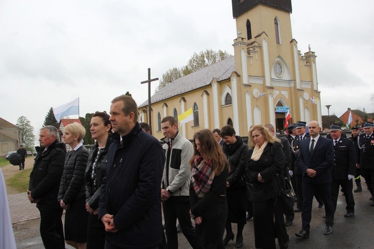Powitanie ikony MB Częstochowskiej w Dąbrowicach