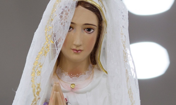 "W Fatimie zawierzę Matce Bożej losy ludzkości"