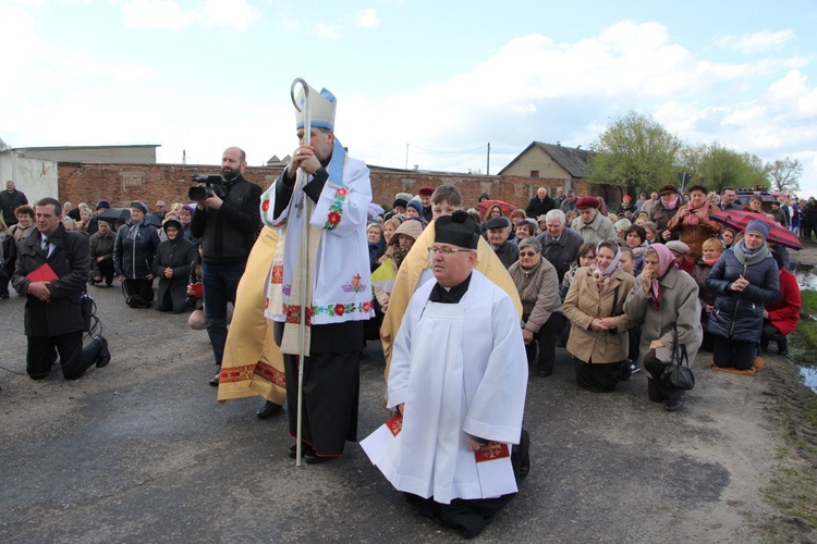 Powitanie ikony MB Częstochowskiej w Dzierzbicach