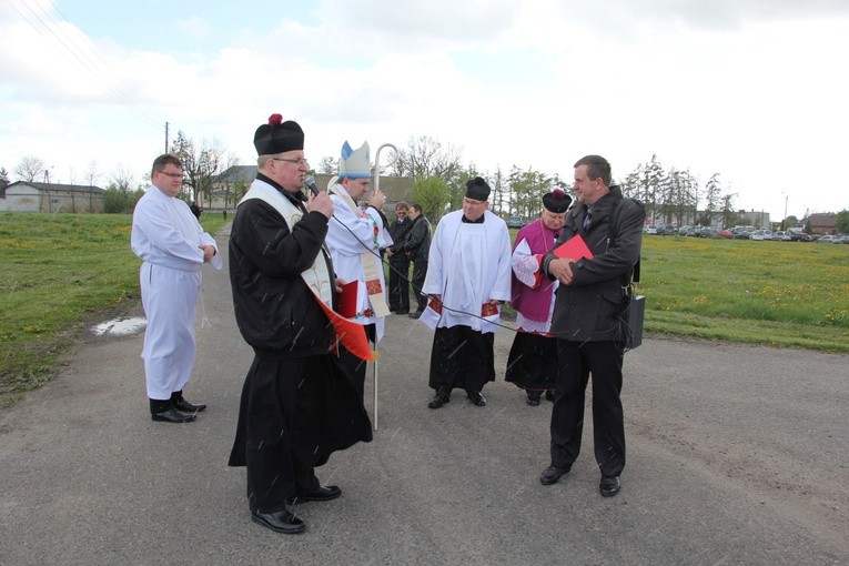 Powitanie ikony MB Częstochowskiej w Dzierzbicach