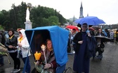 Deszczowa procesja